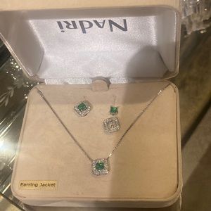 NIB nadri cubic zirconia emerald colorearrings with jacket and matching necklace